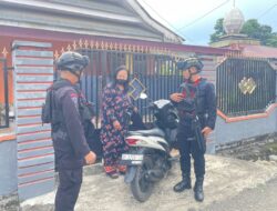 Personel Batalyon D Pelopor Laksanakan Sambang dan Patroli di Kelurahan Mancani