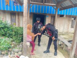 PERSONEL BATALYON D PELOPOR LAKSANAKAN PATROLI DAN SAMBANG DI KELURAHAN MANCANI