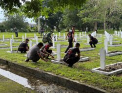 Semangat Karya Bakti, Batalyon C Pelopor Bersama Masyarakat Gelar Korvey di TMP Kab. Bone