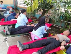 Personel Batalyon C Pelopor Laksanakan Donor Darah di Universitas Sipatokko Mambo