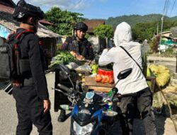 Jaga Kamtibmas , Personel Batalyon D Pelopor Patroli Sambang Warga di Kel. Mancani
