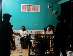 Patroli Malam Brimob di Mancani, Wujud Nyata Kedekatan Dengan Masyarakat