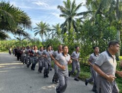 Jaga Stamina Tetap Prima, Personel Batalyon D Pelopor Rutin Lari Pagi