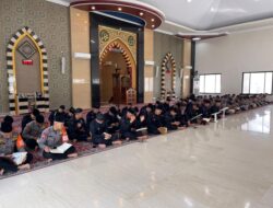 Menjemput Berkah Tadarrus Rutin Brimob Batalyon A Pelopor Menguatkan Iman di Mesjid Nurul Qalbi
