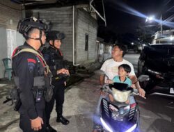 Patroli Humanis Brimob di Mancani, Warga Merasa Aman dan Nyaman