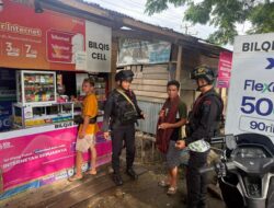 Patroli Humanis Brimob di Mancani, Warga Sambut Hangat Kehadiran Personel