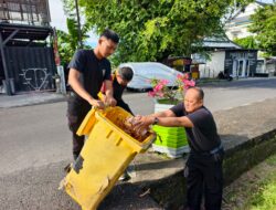 Wujud Kepedulian, Personel Batalyon B Pelopor Bersihkan Lingkungan Mako