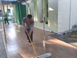 Sambut HUT Pelopor ke-67, Brimob Sulsel Hadirkan Kepedulian Lewat Aksi Bersih Masjid