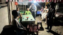 Patroli Malam, Brimob Sambangi Warga Jaga Kamtibmas di Mancani