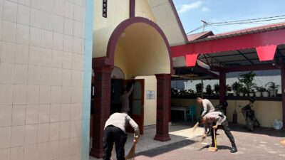 Sambut HUT Pelopor ke-67, Batalyon B Gelar Bakti Sosial di Gereja Toraja