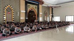 perkuat iman dan mental personel, batalyon a pelopor laksanakan binrohtal