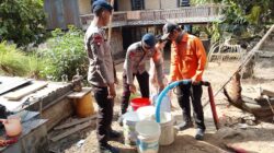 Distribusi Air Bersih di Kabupaten Wajo Terus Berlanjut, Brimob Hadir Pastikan Kebutuhan Warga Terdampak Kekeringan Terpenuhi
