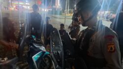 *PATROLI MALAM PERSONEL KOMPI 3 BATALYON D PELOPOR BKO POLSEK BUA, HADIR MENYAPA DAN MEMBERIKAN RASA AMAN KEPADA MASYARAKAT*