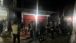 Personel Batalyon A Pelopor Satbrimob Polda Sulsel Laksanakan Patroli Kamtibmas, Imbau Masyarakat di Jl. Kandea