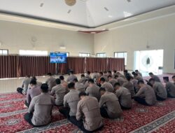 Tak Hanya Siap Bertugas, Personel Batalyon A Pelopor Perkuat Iman Lewat Binrohtal
